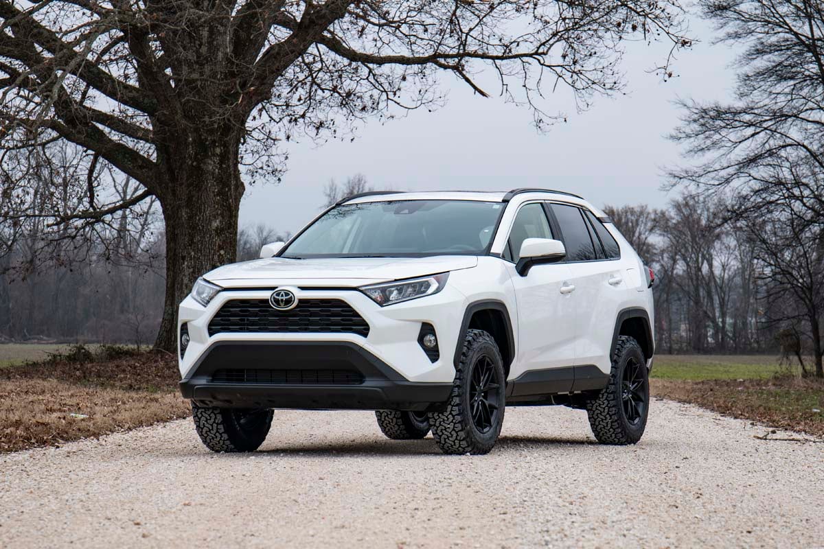 2.5 Inch Lift Kit | Toyota RAV4 2WD/4WD (2019-2023) - Leveling Kits (Image 2 of 6)
