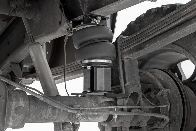 RC Air Spring Kit | 0-6" Lift | Chevy/GMC 2500HD (01-10) (manufacturer page)