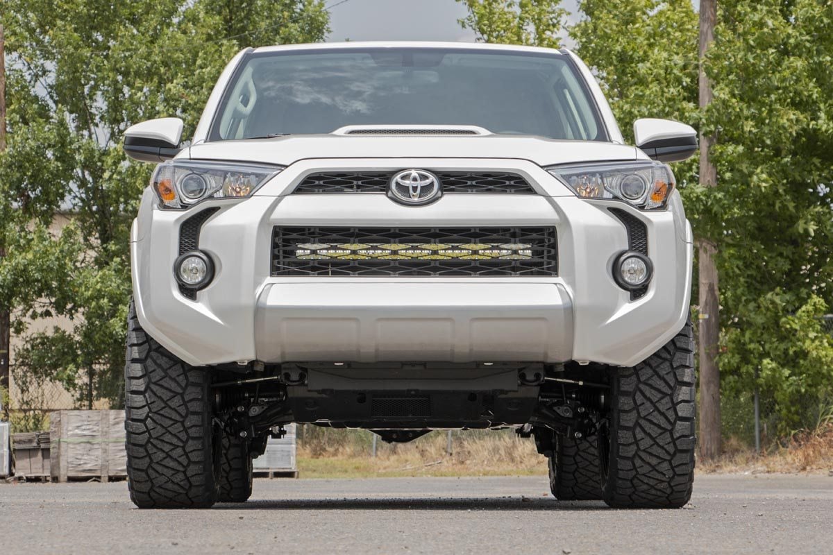 LED Light Kit | Bumper Mount | 30" Spectrum Dual Row | Toyota 4Runner (14-20) - Lighting & Acc (Image 5 of 6)