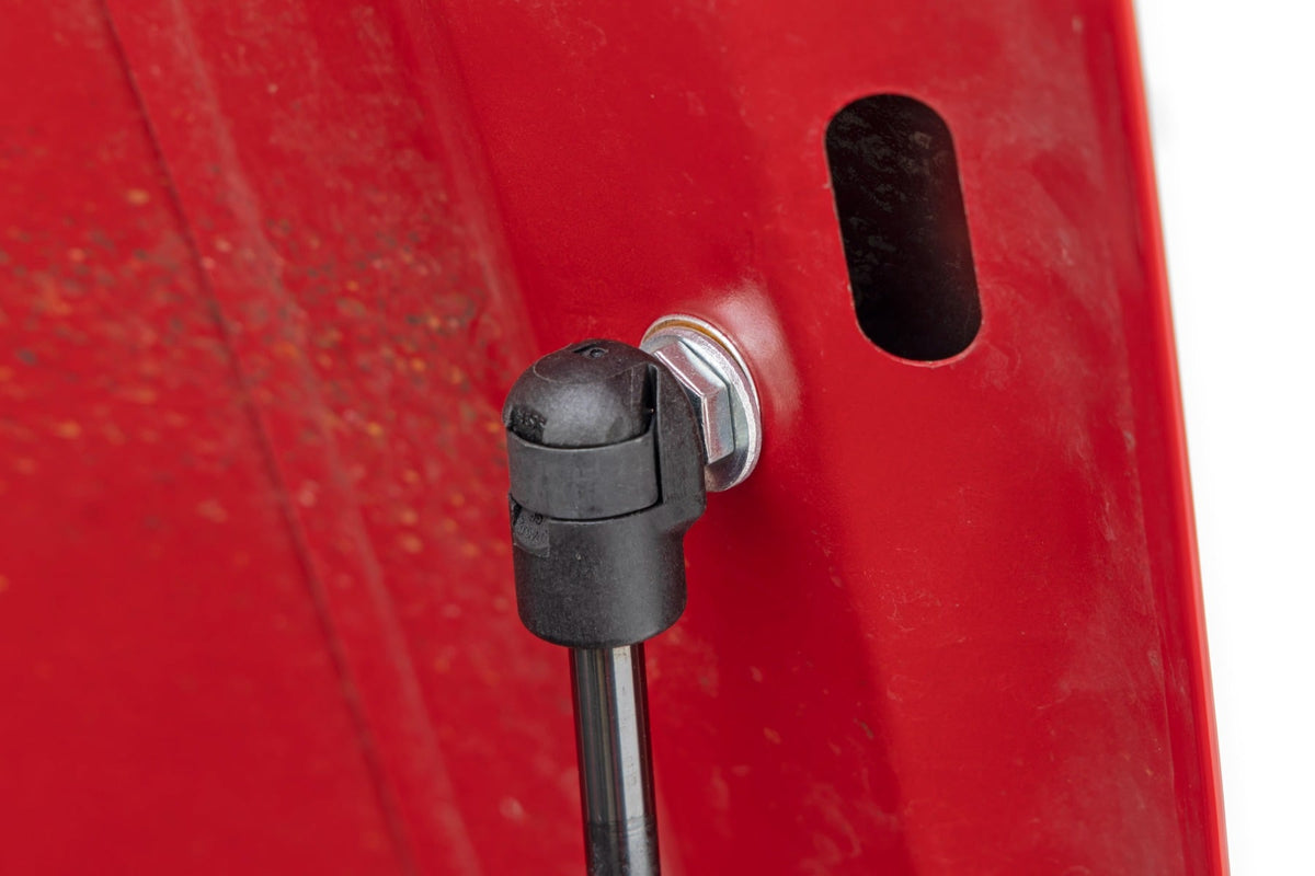Hood Struts | Hydraulic | Jeep Wrangler JK/Wrangler Unlimited  (2007-2018) - Jeep Add-Ons (Image 4 of 6)