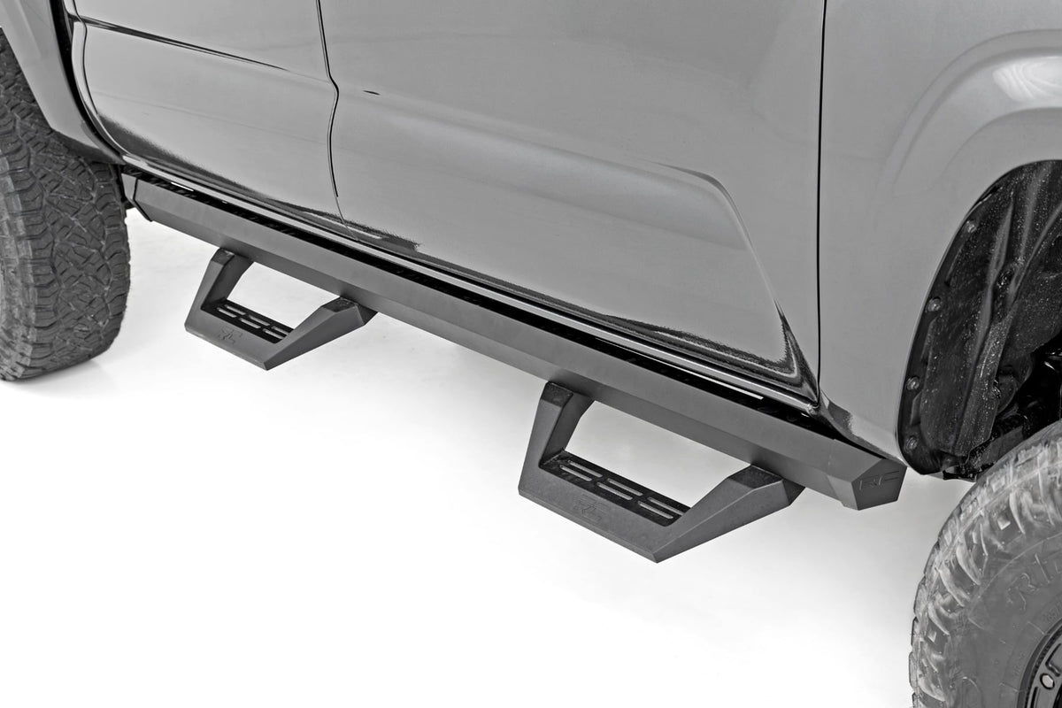 SRX2 Adj Aluminum Step | Double Cab | Toyota Tacoma 2WD/4WD (2005-2023) - Steps & Runningboard (Image 1 of 6)