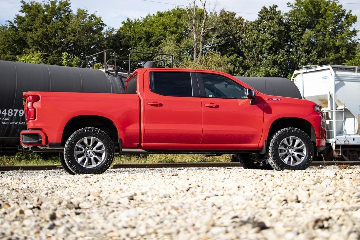 3.5 Inch Lift Kit | Rear Mono Leaf | Chevy Silverado 1500 2WD/4WD (2022-2024) - Susp Lift Kits 4wd (Image 3 of 6)