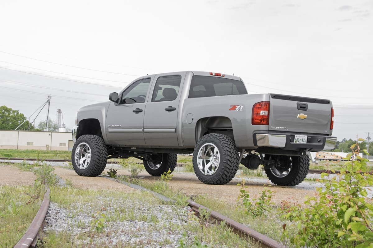 7.5 Inch Lift Kit | M1 Struts/M1 | Chevy/GMC 1500 (07-13) - Susp Lift Kits 4wd (Image 3 of 5)