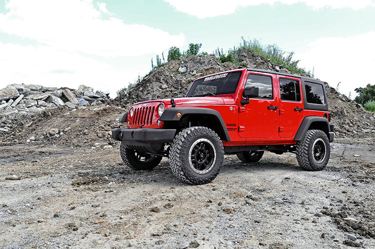 RC 2.5 Inch Lift Kit | Spacers | M1 | Jeep Wrangler JK/Wrangler Unlimited (07-18) (manufacturer page)