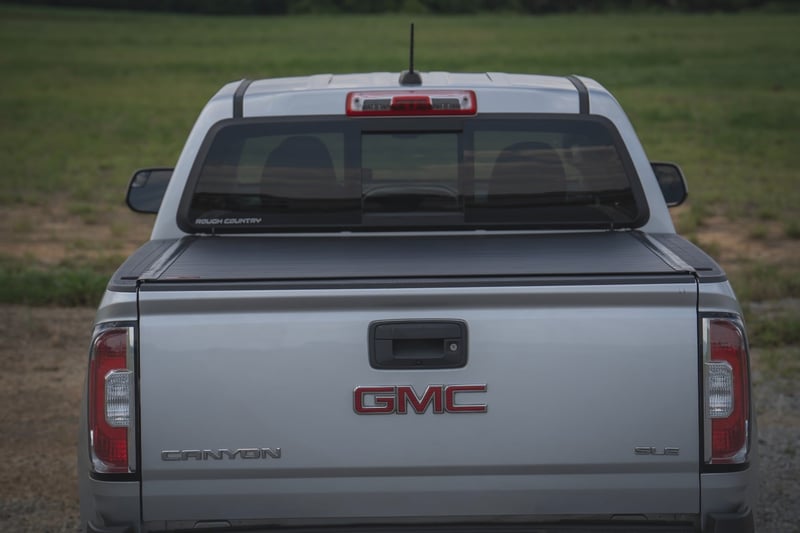RC Hard Roll Up Bed Cover | 5' Bed | Chevy/GMC Canyon/Colorado 2WD/4WD (15-22) (manufacturer page)