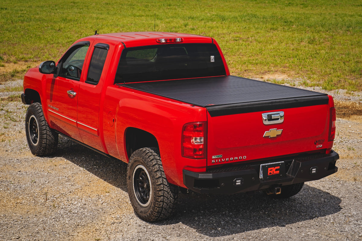Rough Country 50123560 Hard Roll Up Bed Cover | 6'7" Bed | Chevy/GMC Sierra/Silverado 1500 (07-13) - Studio View 6