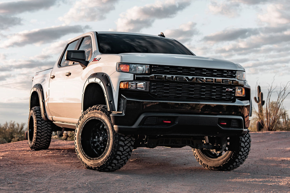 Defender Fender Flares | G42 White Sands | Chevy Silverado 1500 (19-26) - Fender Flares (Image 3 of 6)