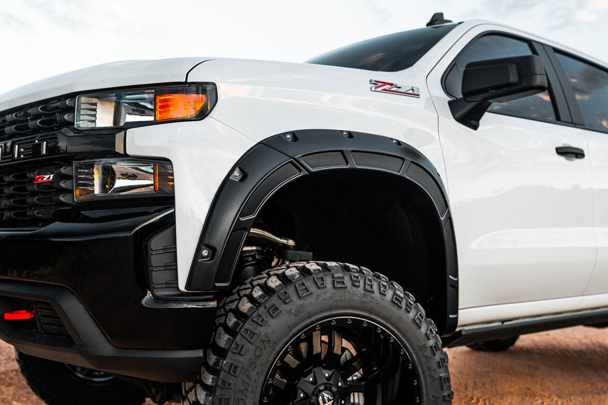 Defender Fender Flares | G42 White Sands | Chevy Silverado 1500 (19-26) - Fender Flares (Image 5 of 6)