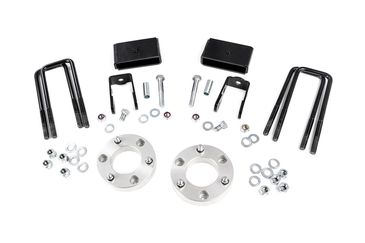 2 Inch Lift Kit | Nissan Titan XD 2WD/4WD (2016-2024) - Leveling Kits (Image 1 of 6)