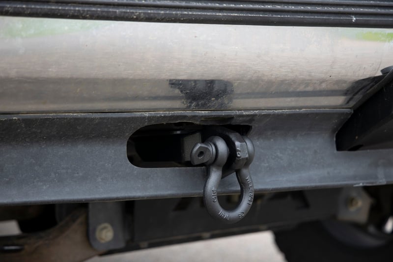RC Tow Hook to Shackle Bracket | D-Ring Combo | Chevy/GMC 1500 Truck & SUV (88-99) (manufacturer page)