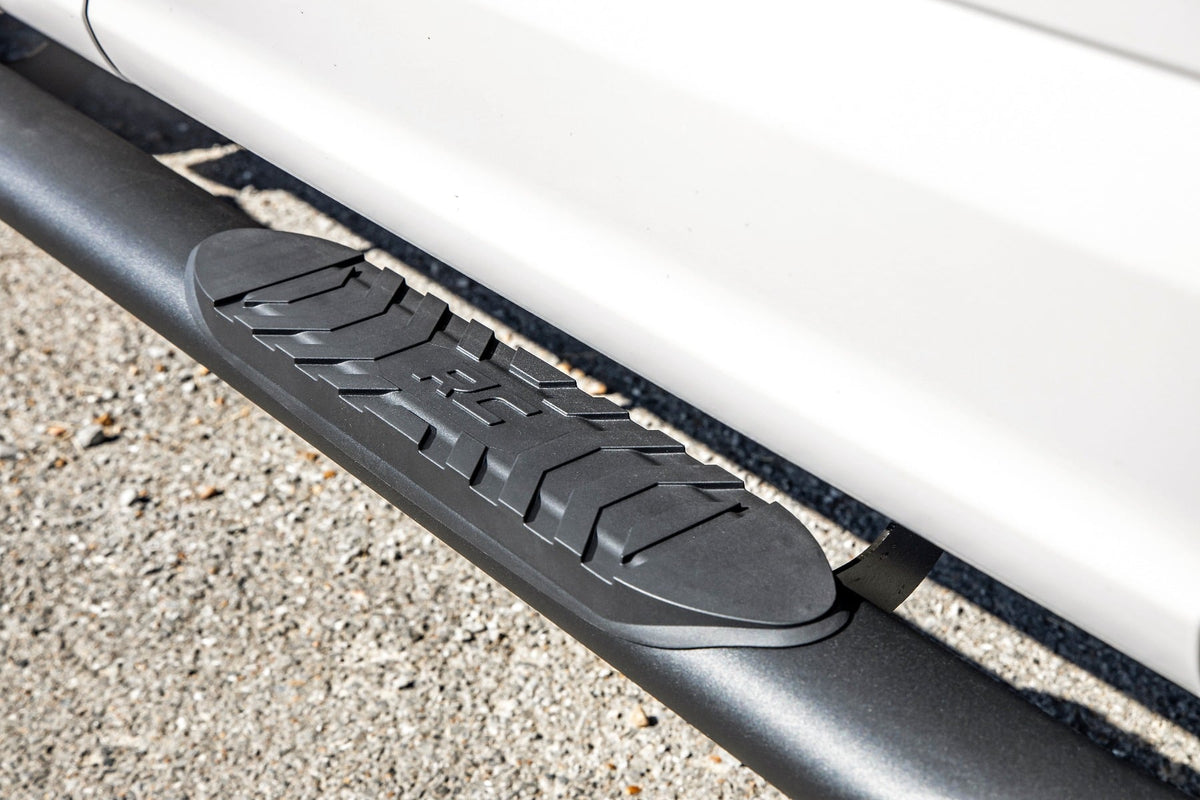 Oval Nerf Step | Crew Cab | Black | Ford F-150/Lightning/F-250/F-350/Raptor (15-26) - Steps & Runningboard (Image 6 of 6)