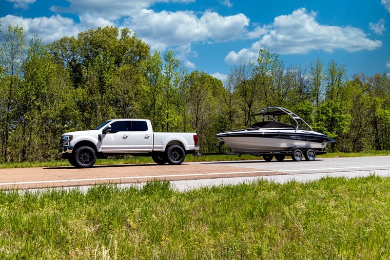 RC Air Spring Kit w/compressor | Ford F-250/F-350 Super Duty 4WD (2017-2022) (manufacturer page)