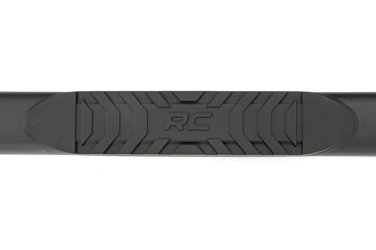 Oval Nerf Step | Double Cab | Black | Toyota Tacoma 2WD/4WD (2005-2023) - Steps & Runningboard (Image 4 of 6)