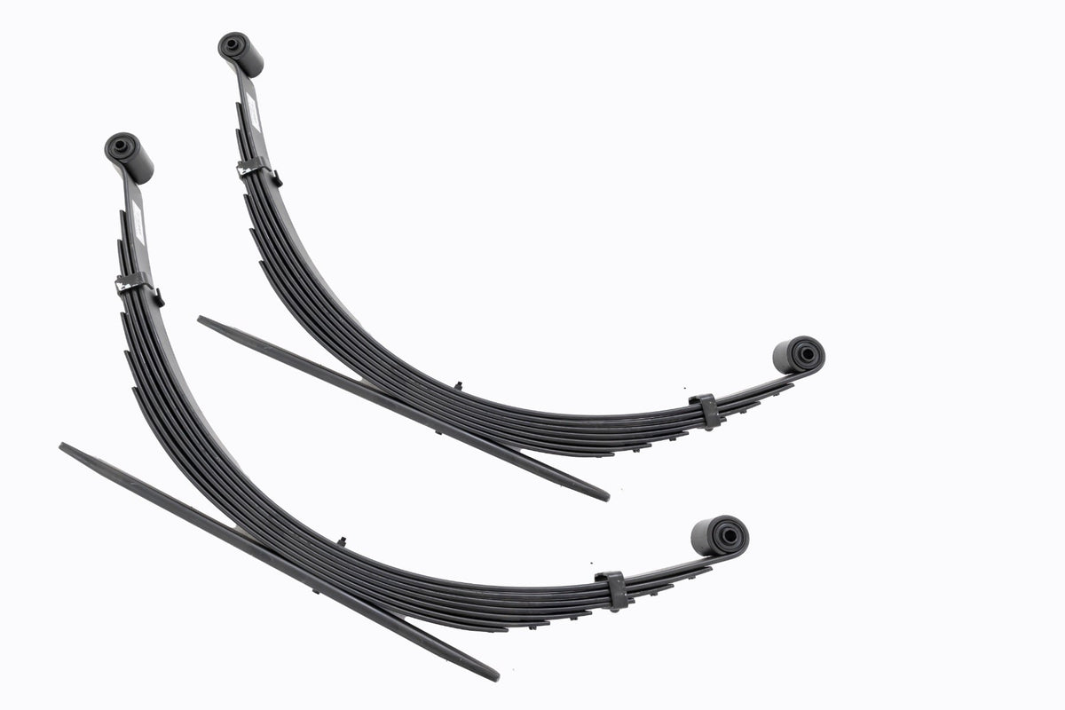Rear Leaf Springs | 8" Lift | Pair | Ford F-250/F-350 Super Duty 4WD (99-07) - Susp Accessories (Image 1 of 4)