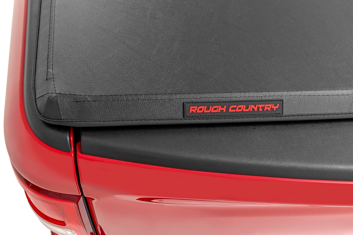 Soft Tri-Fold Bed Cover | 5' Bed | Nissan Frontier 2WD/4WD (2022-2026) - Bed Covers (Image 4 of 6)
