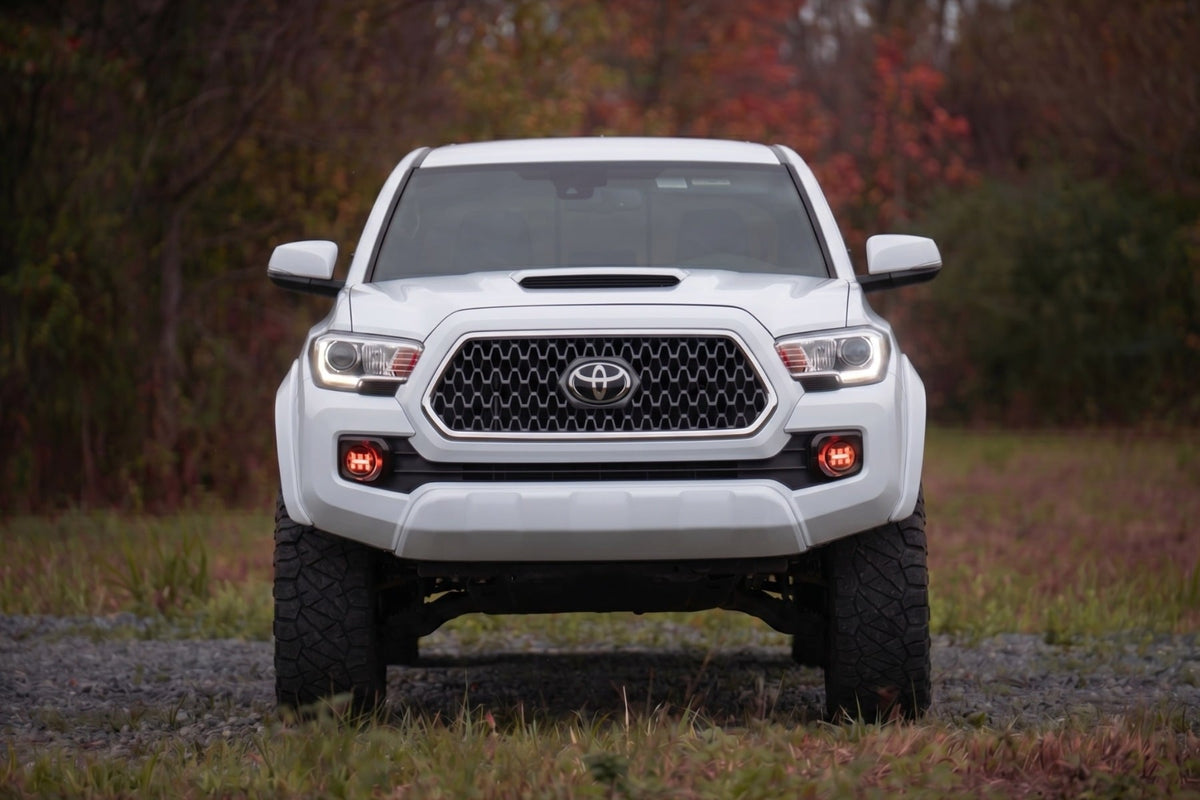 Sport Fender Flares | O40 Super White | Toyota Tacoma 2WD/4WD (2016-2023) - Fender Flares (Image 5 of 6)