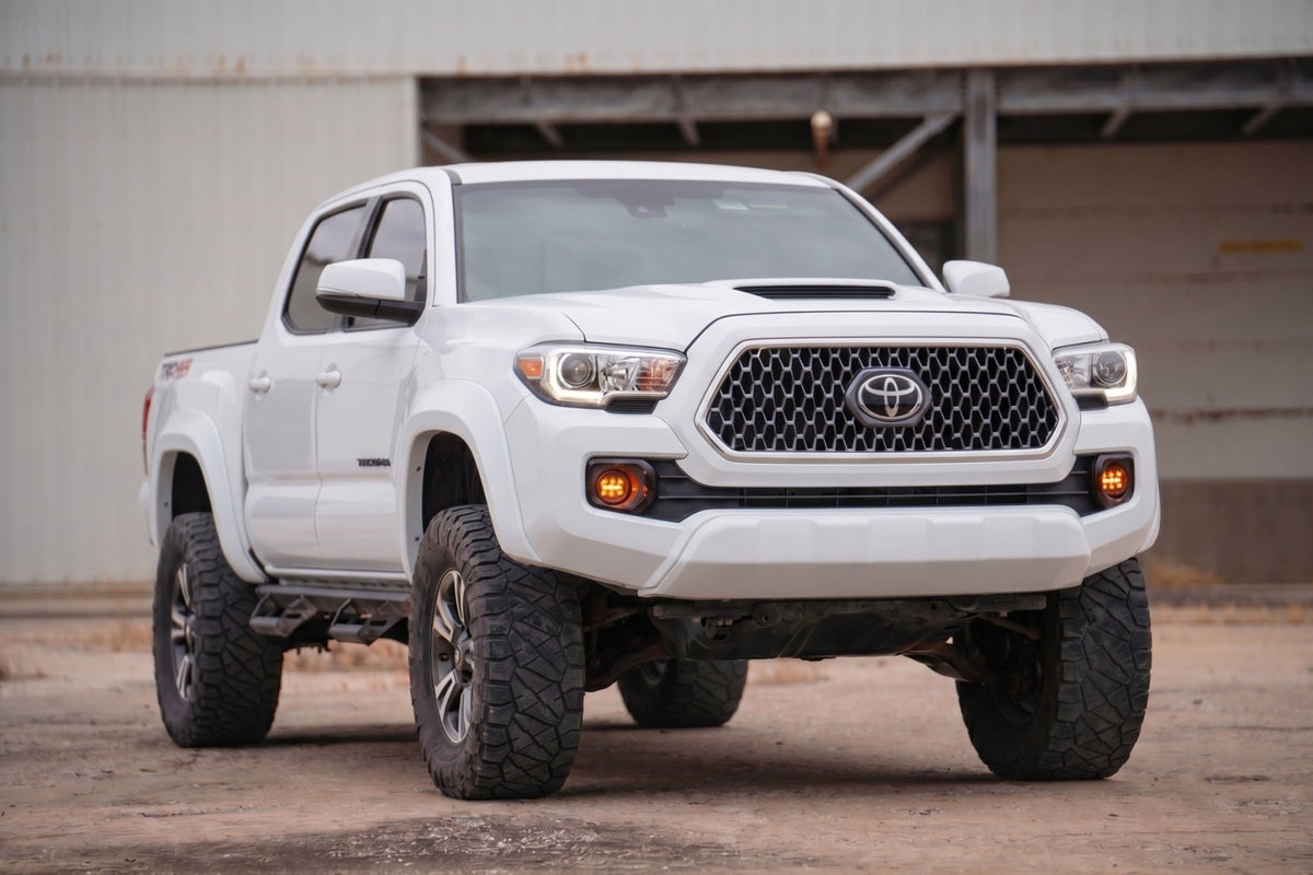 Sport Fender Flares | O40 Super White | Toyota Tacoma 2WD/4WD (2016-2023) - Fender Flares (Image 4 of 6)