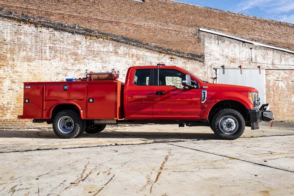 EXO Winch Mount Kit | Ford F-250/F-350 Super Duty 2WD/4WD (2017-2020) - Bumpers (Image 5 of 6)