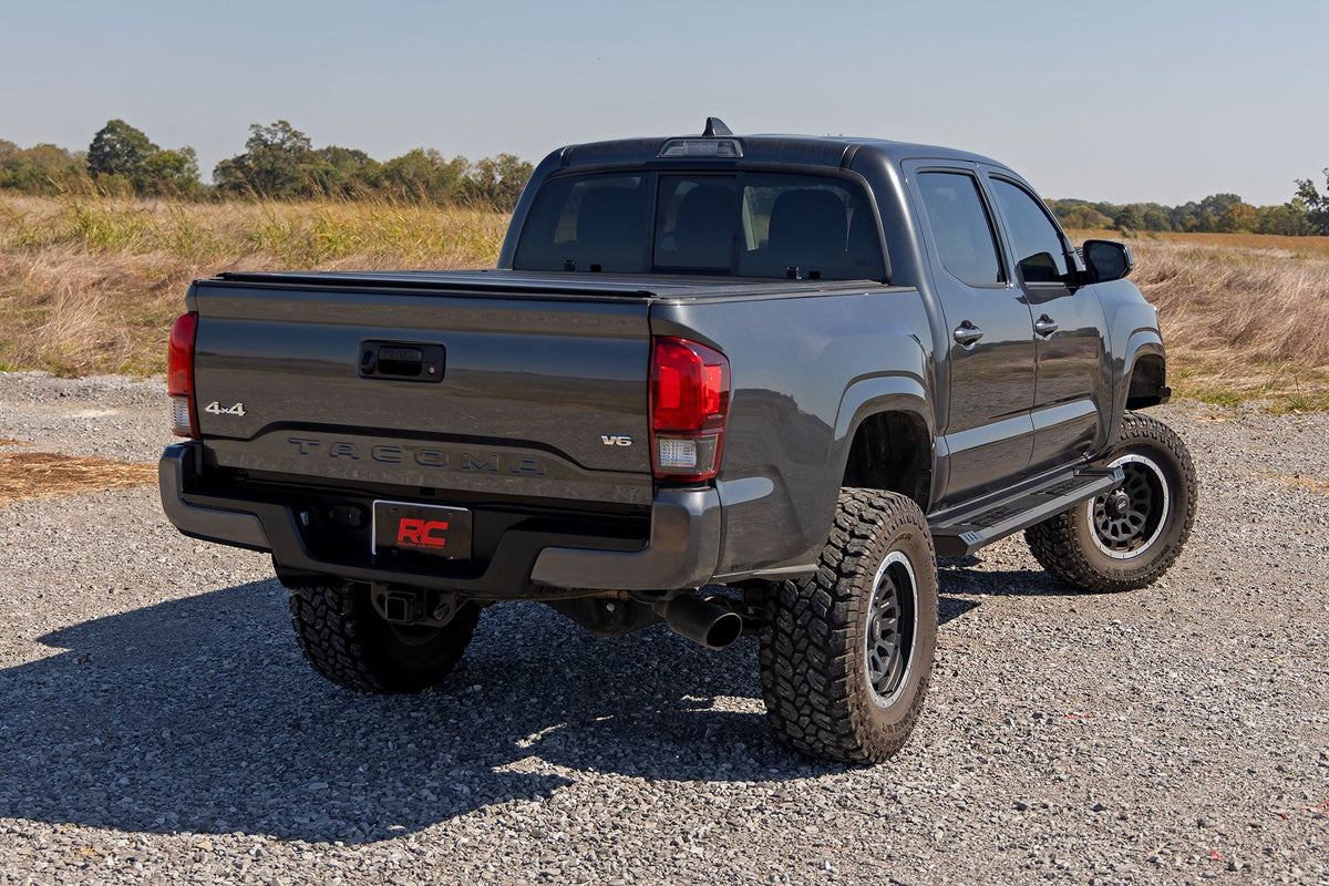 HD2 Aluminum Running Boards | Double Cab | Toyota Tacoma 2WD/4WD (2005-2023) - Steps & Runningboard (Image 5 of 6)