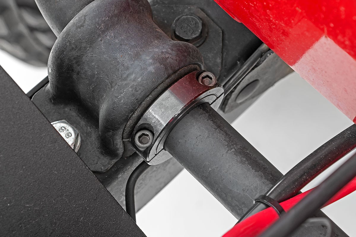 Sway Bar Clamp Kit | Jeep Wrangler TJ (97-06)/Wrangler Unlimited (04-06) - Susp Accessories (Image 3 of 4)