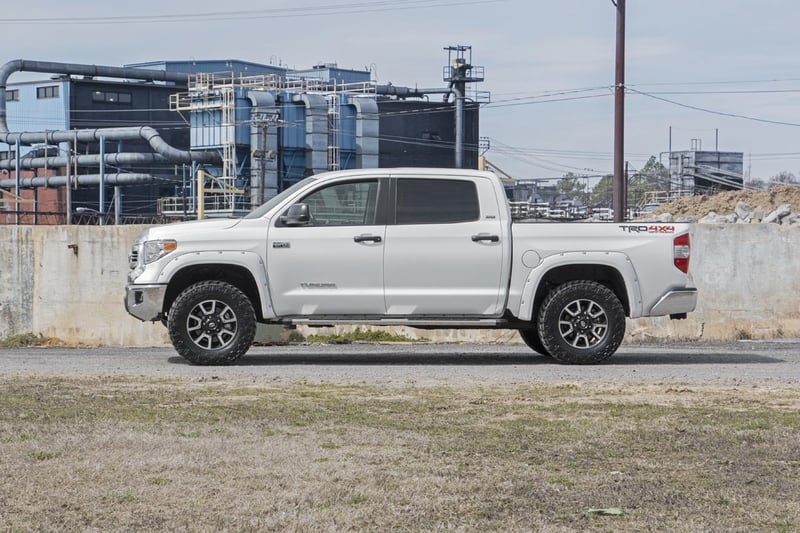 RC 2.5-3 Inch Leveling Kit | Toyota Tundra 2WD (2007-2021) (manufacturer page)