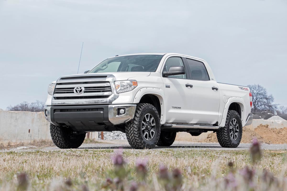 2.5-3 Inch Leveling Kit | Toyota Tundra 2WD/4WD (2007-2021) - Leveling Kits (Image 2 of 6)