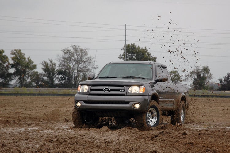 RC 2.5 Inch Lift Kit | M1 Struts/M1 | Toyota Tundra 4WD (2000-2006) (manufacturer page)