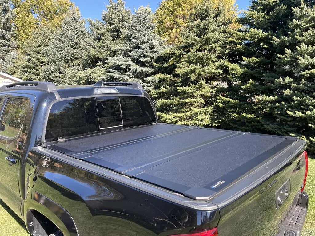 Worksport AL3 Quick Latch Trifold Hard Tonneau Cover | RAM 1500 5 7 Bed, 2009-2023 (4728251) - Image