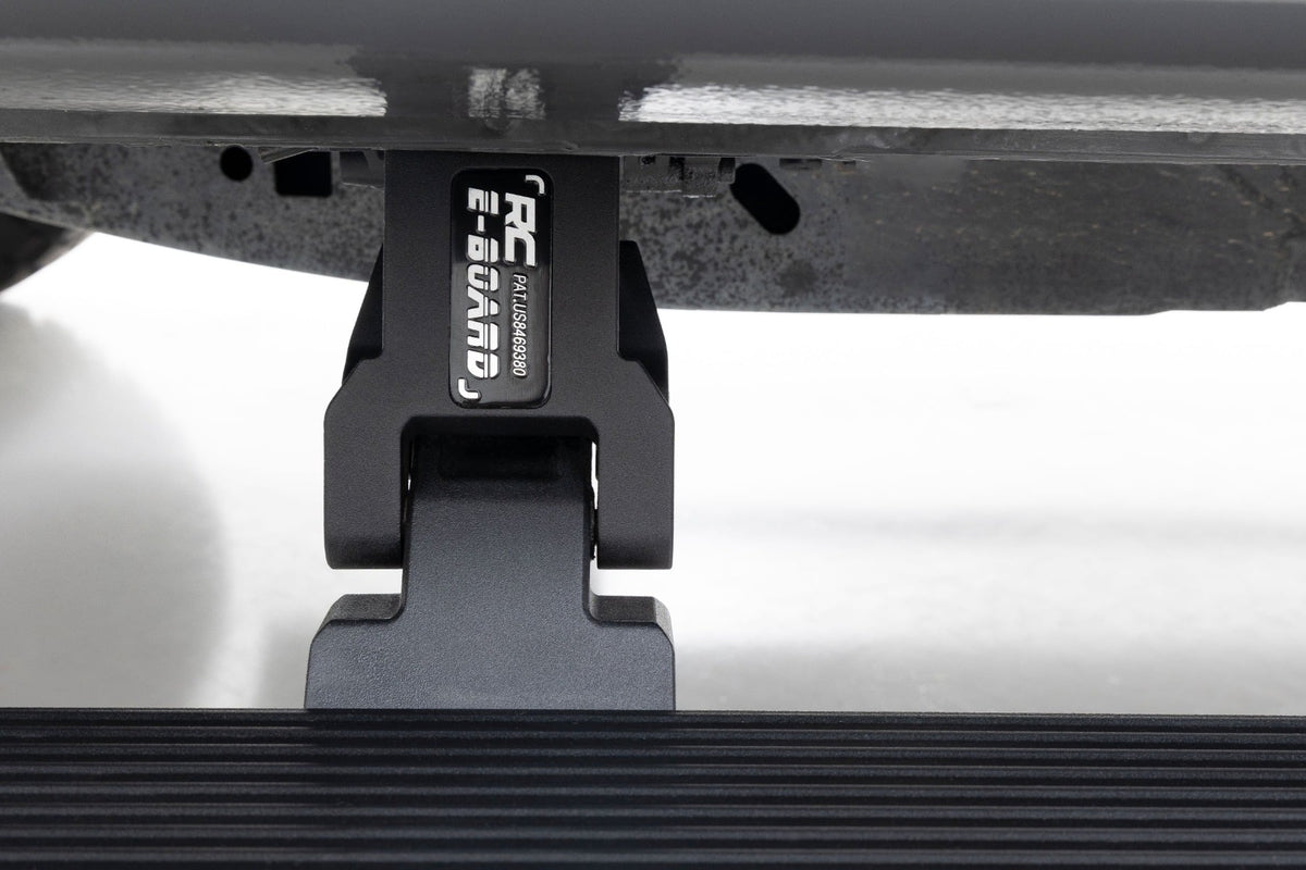 Power Running Boards | Dual Electric Motor | Double Cab | Chevy/GMC 1500/2500HD/3500HD (19-26) - Steps & Runningboard (Image 2 of 6)